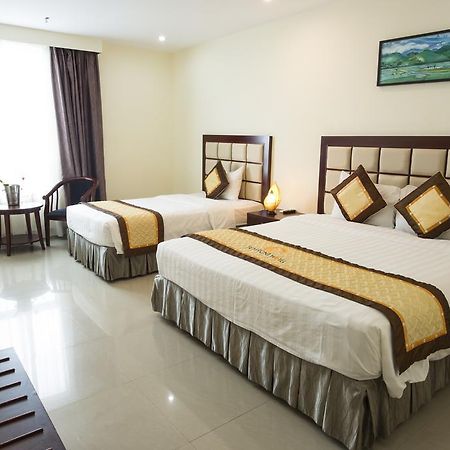 Sea Front Hotel Da Nang Exterior photo