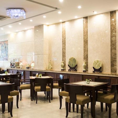 Sea Front Hotel Da Nang Exterior photo