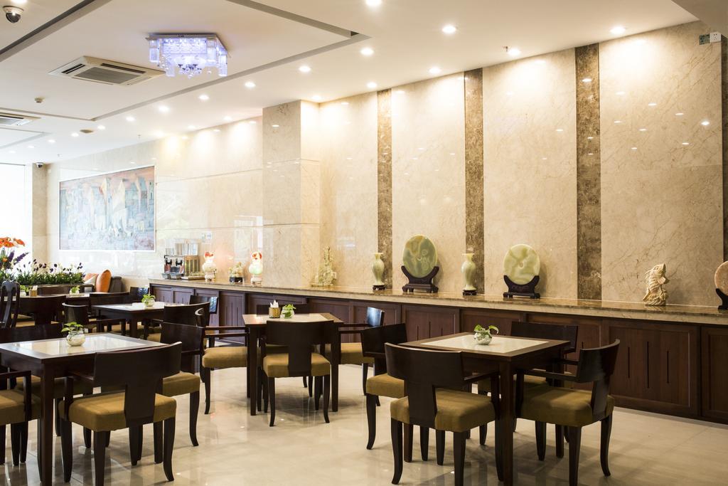 Sea Front Hotel Da Nang Exterior photo