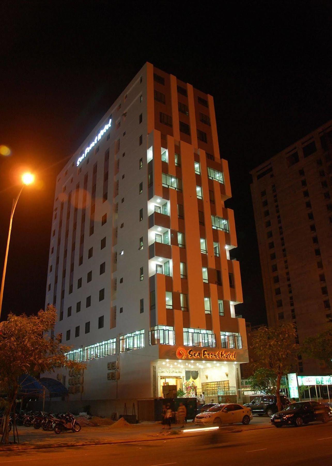 Sea Front Hotel Da Nang Exterior photo