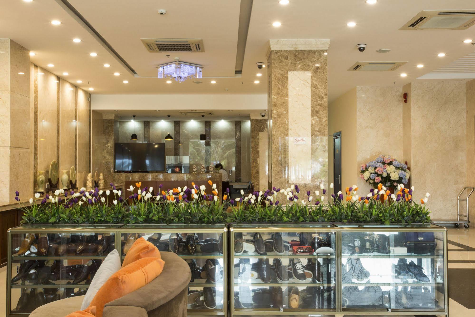 Sea Front Hotel Da Nang Exterior photo